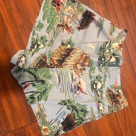 Reformation Multicolor Tropical Print Shorts - Picture 4 of 5